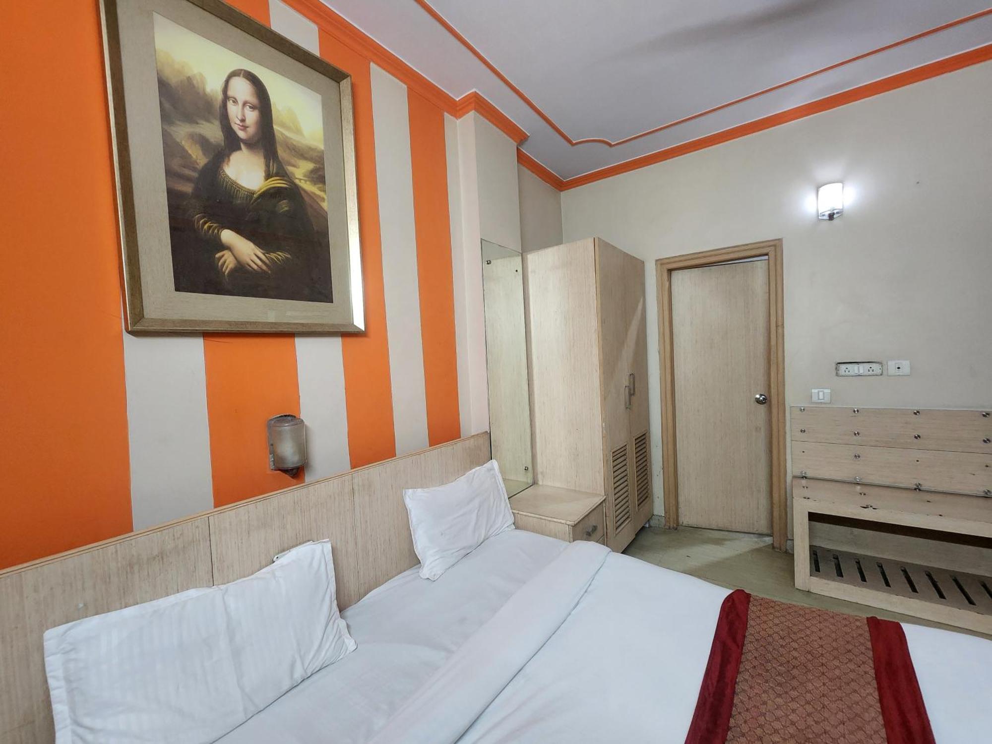 Hotel Mid Town Delhi Zewnętrze zdjęcie