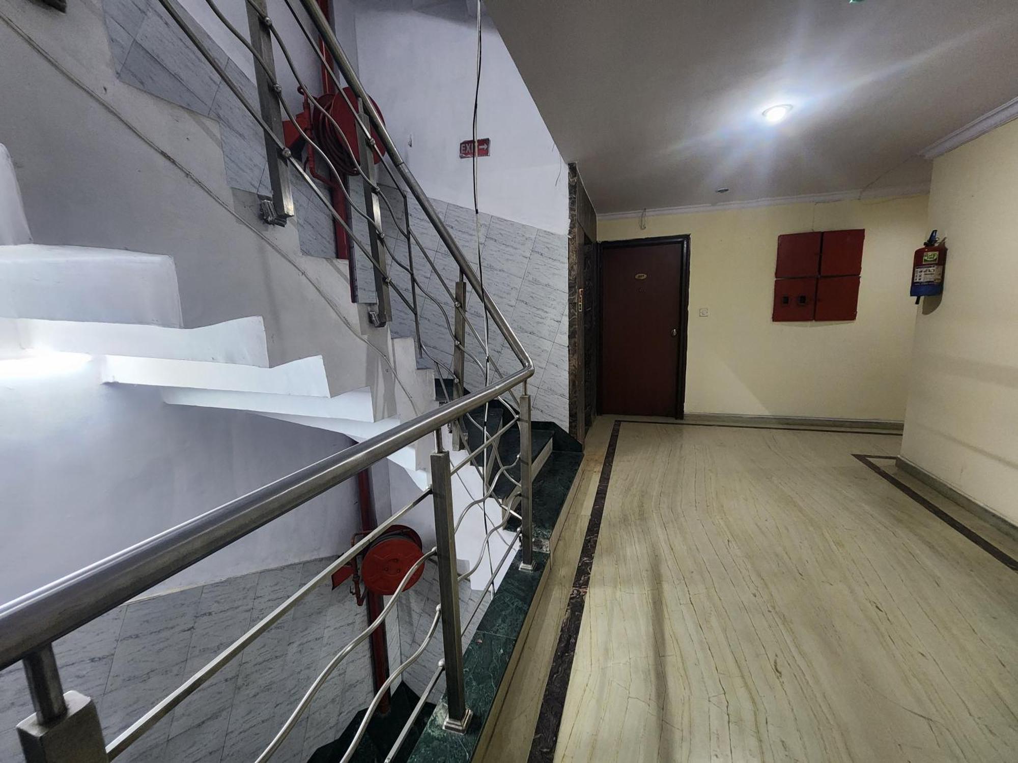 Hotel Mid Town Delhi Zewnętrze zdjęcie