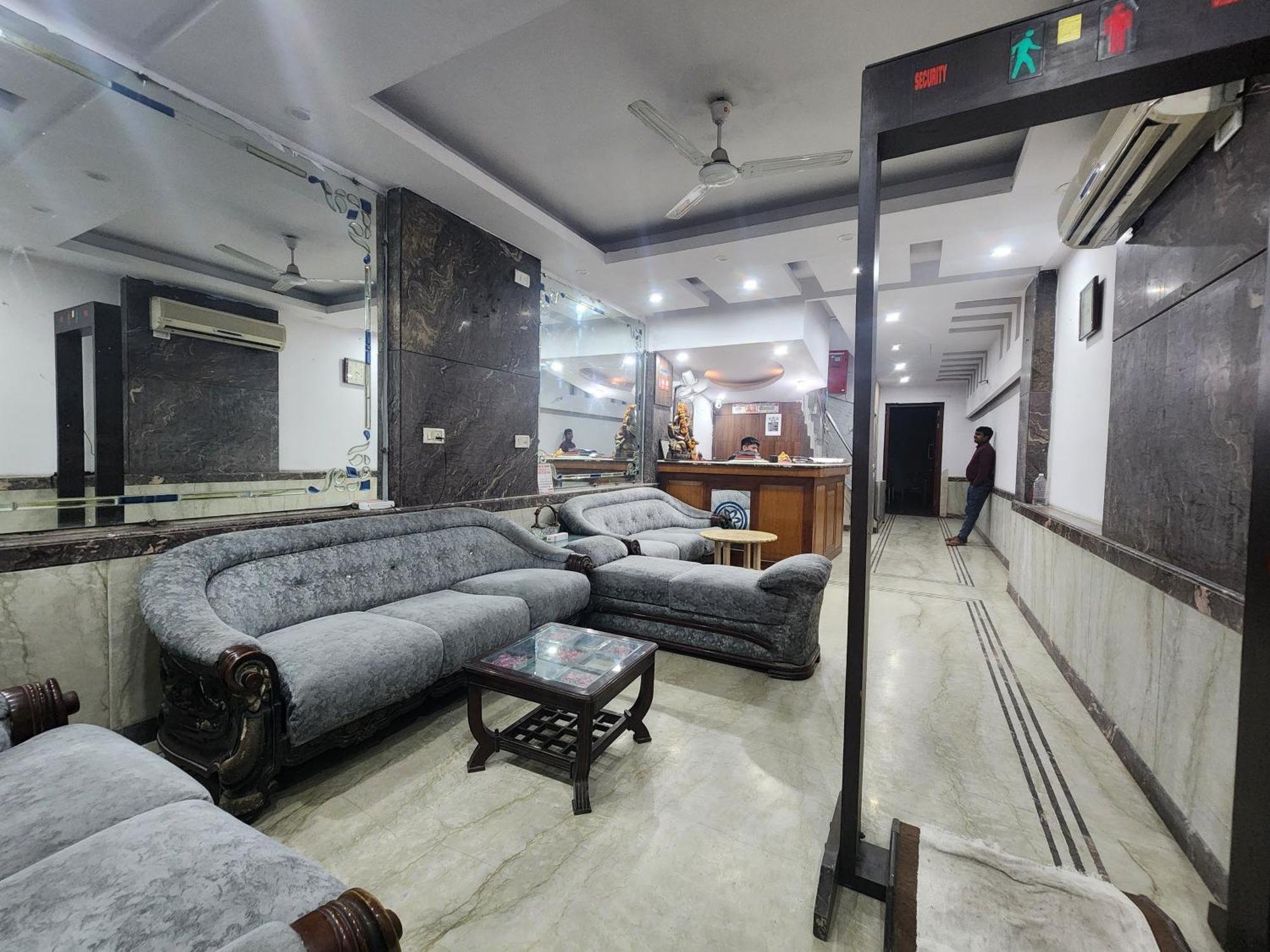 Hotel Mid Town Delhi Zewnętrze zdjęcie